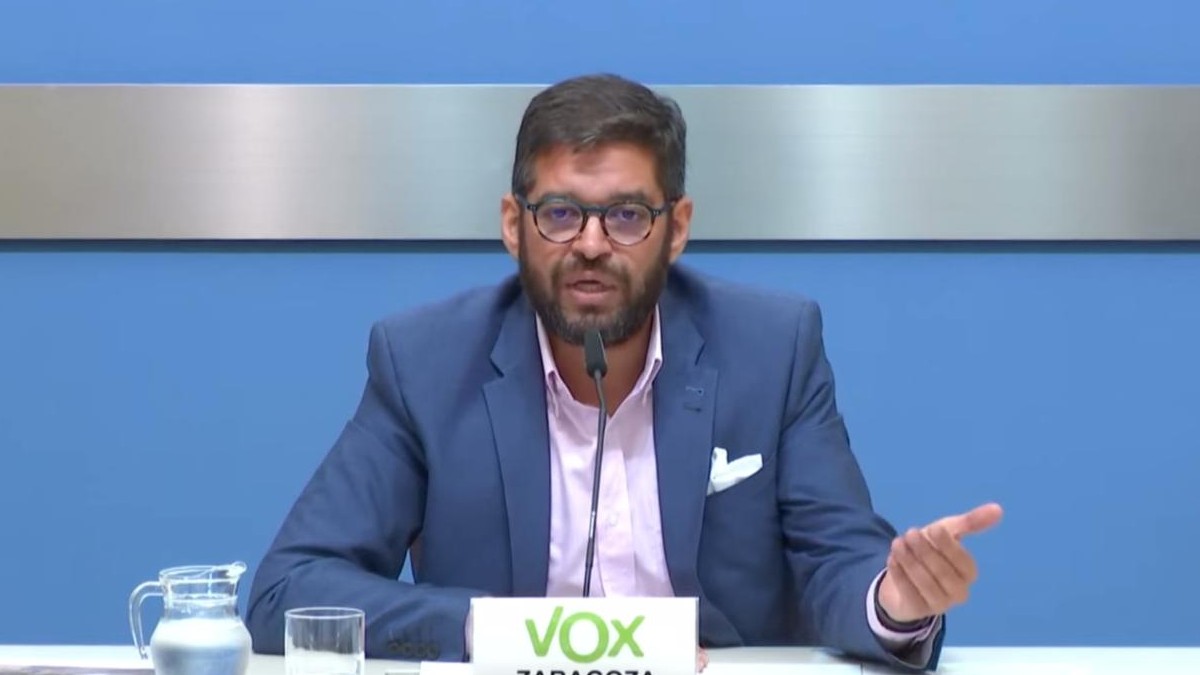 Los ciudadanos nos ponen en el Ayuntamiento, entre otras cosas, para que miremos por el dinero de sus impuestos y qué se hace con él