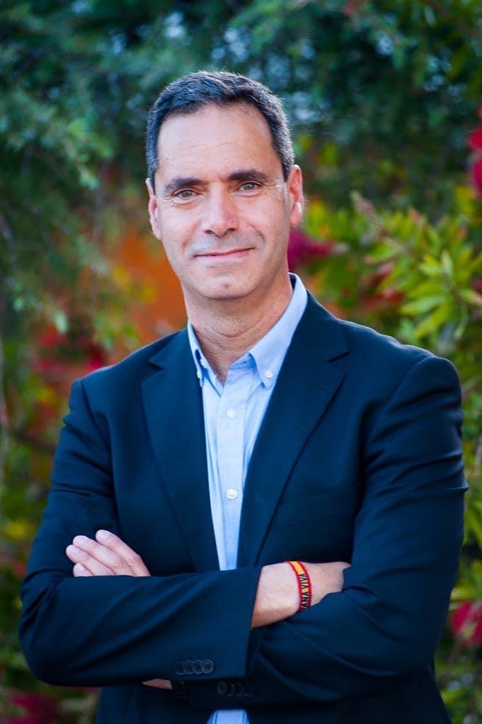 Enrique (VOX) denuncia las desigualdades que hay en España sobre las enfermedades raras por culpa del nefasto Estado de las autonomías