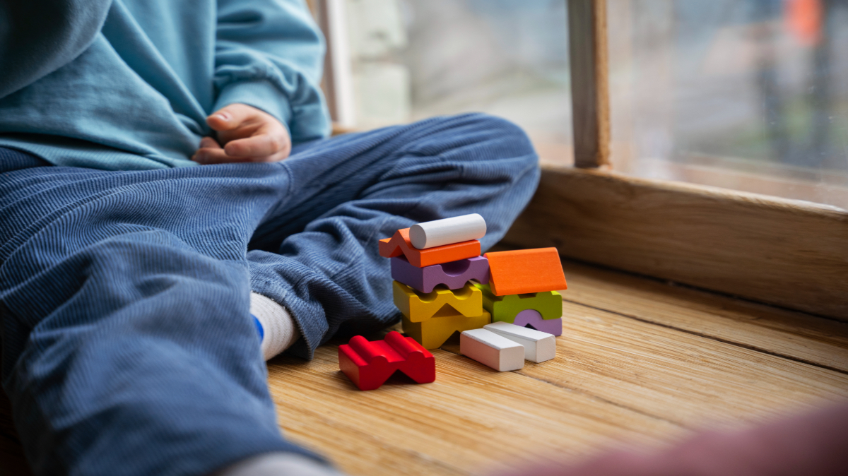 VOX se queda solo en El Prat en su apoyo a las familias y niños con autismo