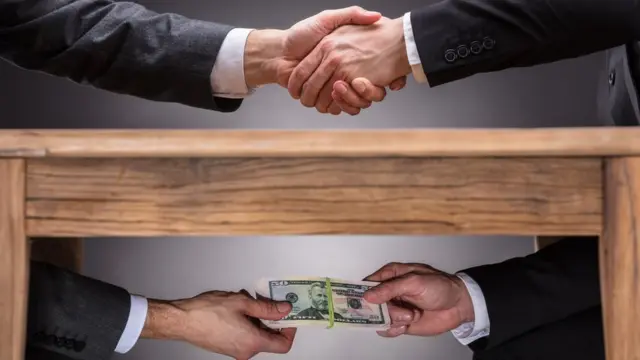España y el bumerán de la corrupción