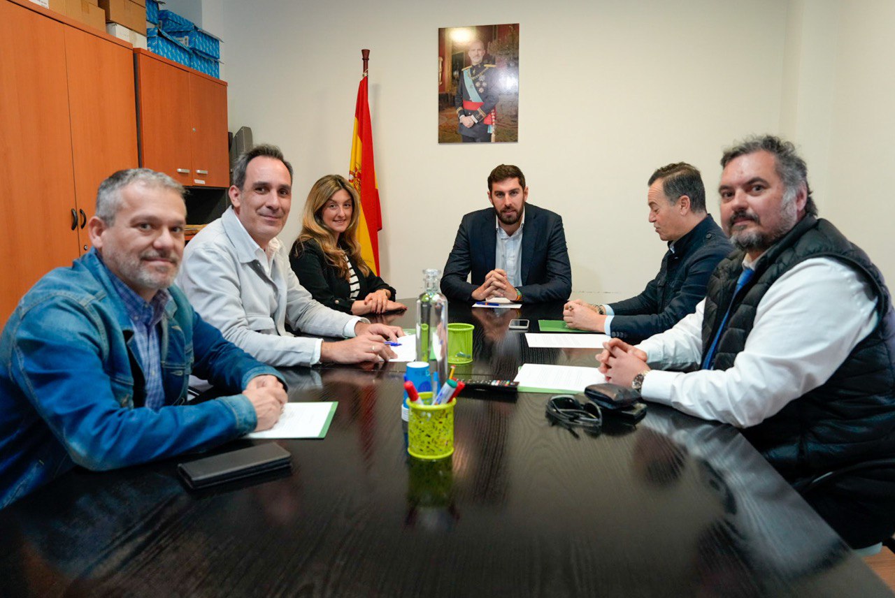 VOX exige la regularización del sector del taxi y las VTC en la Región de Murcia
