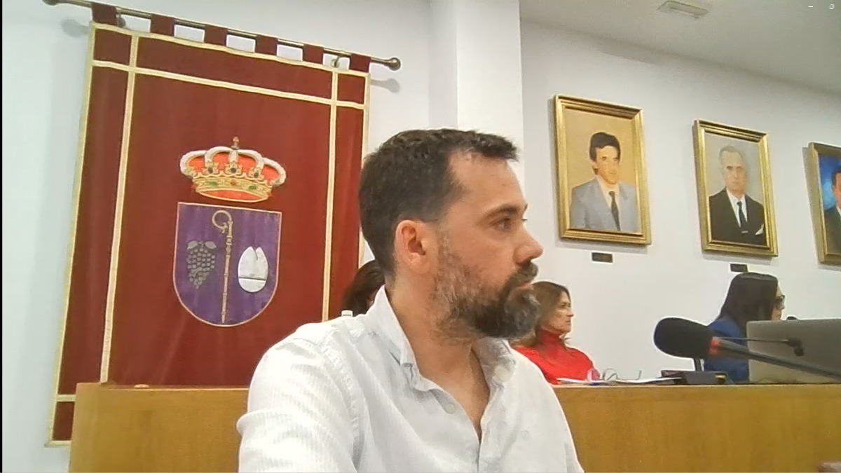 José Antonio Sabalete denuncia que el gobierno local de Umbrete dejó sin atención a los más vulnerables durante más de 20 horas tras el apagón