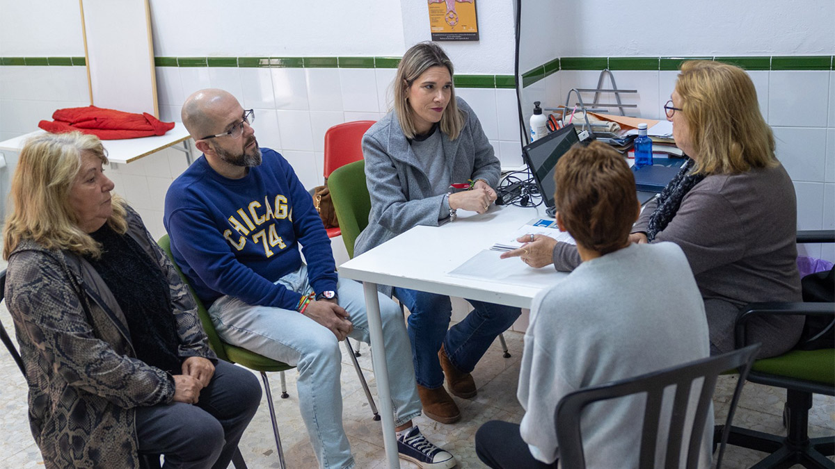 VOX declara la guerra al tabaco en los jóvenes y logra el respaldo unánime del Pleno para trabajar por una primera generación sin humo