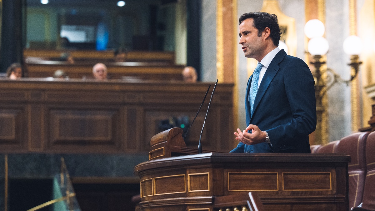 ARANCELES | Hoces denuncia las consecuencias de las políticas PP-PSOE: ‘Familias arruinadas, cierre de explotaciones y disolución del relevo generacional’