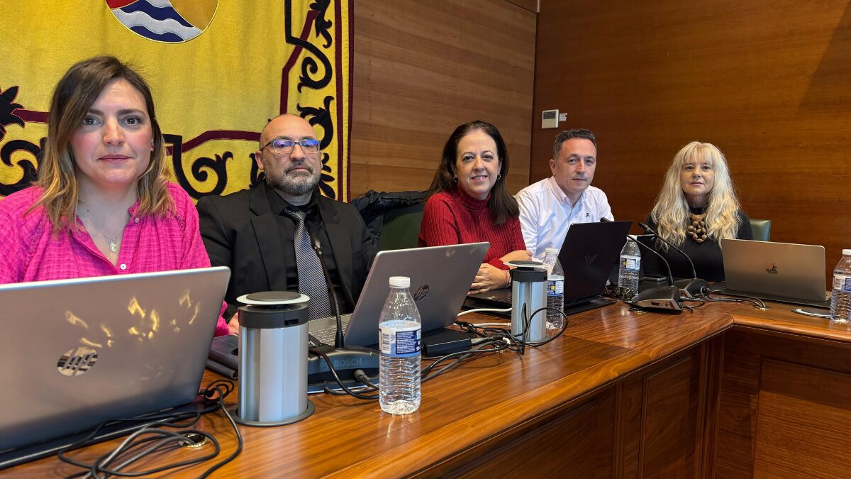 VOX Arroyomolinos rechaza los presupuestos municipales por la subida de impuestos y el engaño del Partido Popular a los vecinos