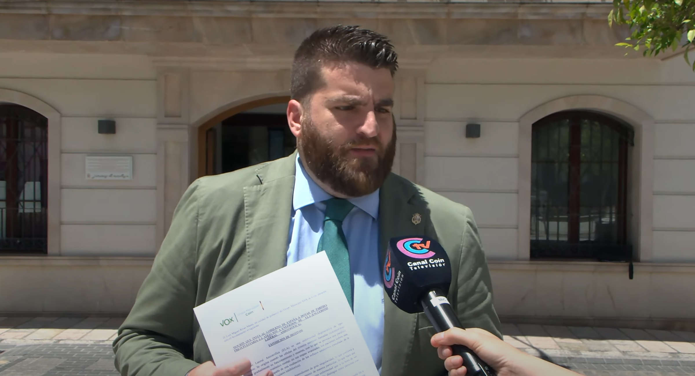 VOX consigue que el Ayuntamiento de Coín exija al Gobierno una partida urgente para atender a los enfermos de ELA