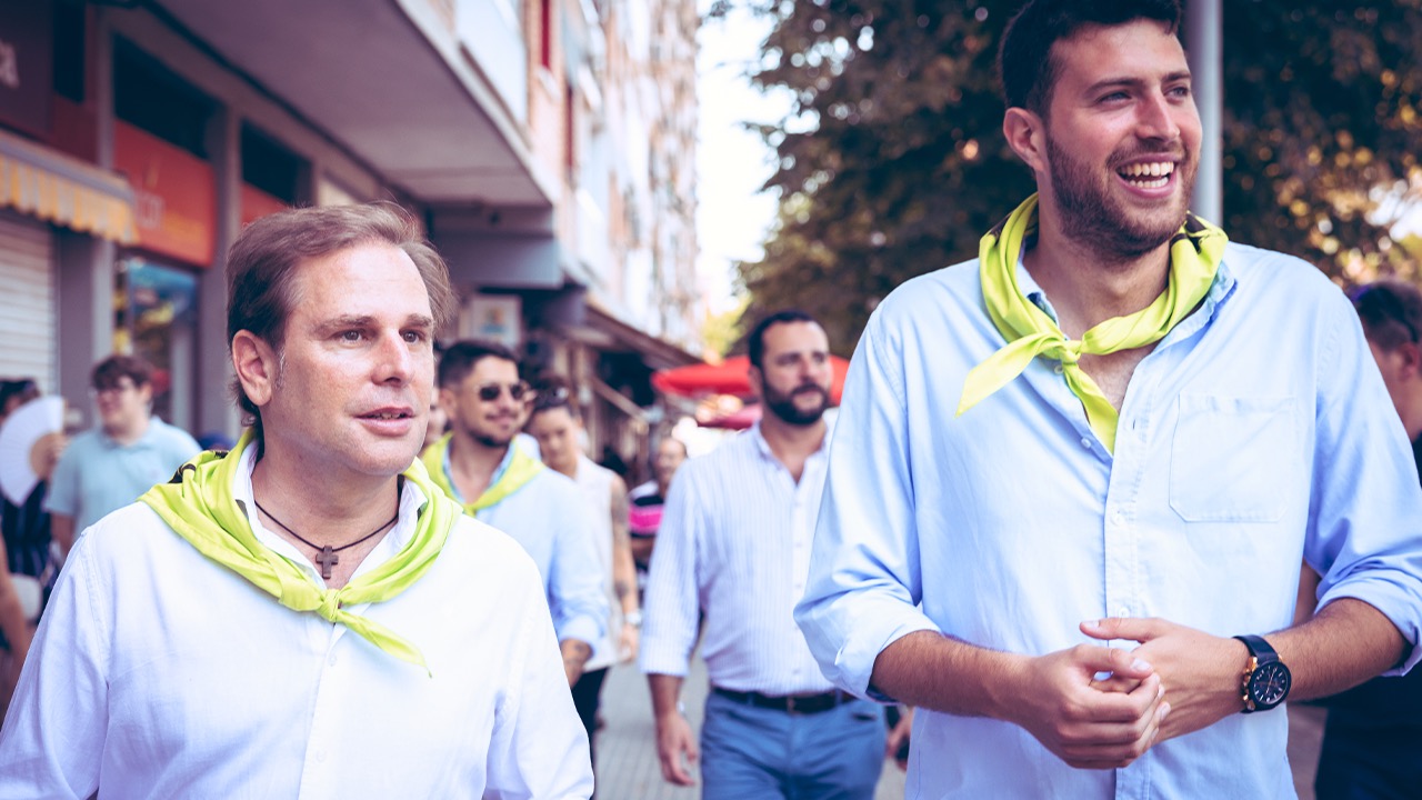 Condenan a los agresores de un joven militante de VOX en Cornellà a pagarle 22.000 euros de multa más las costas judiciales
