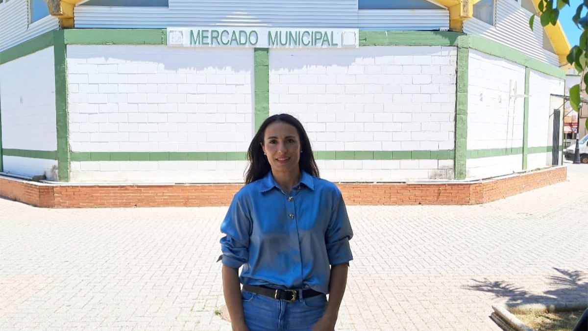 VOX alerta del peligro diario por desprendimientos en el Mercado de Los Barrios y exige una reforma urgente del edificio