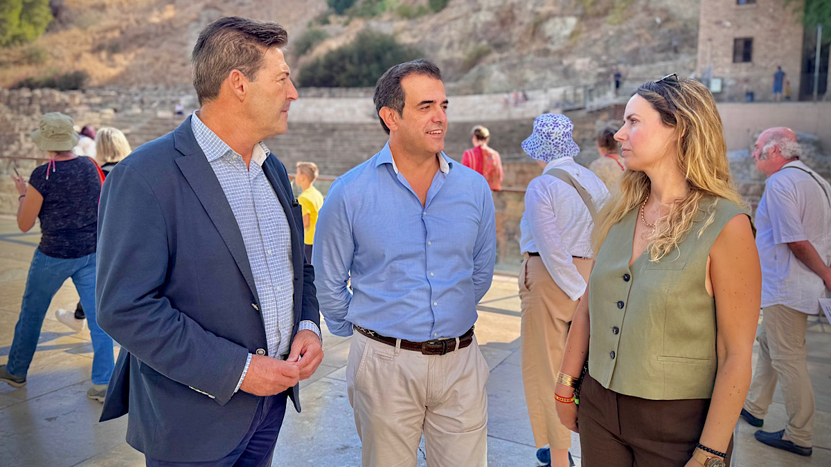 VOX Málaga denuncia el abandono del hipogeo fenicio hallado en la Alcazaba de Málaga
