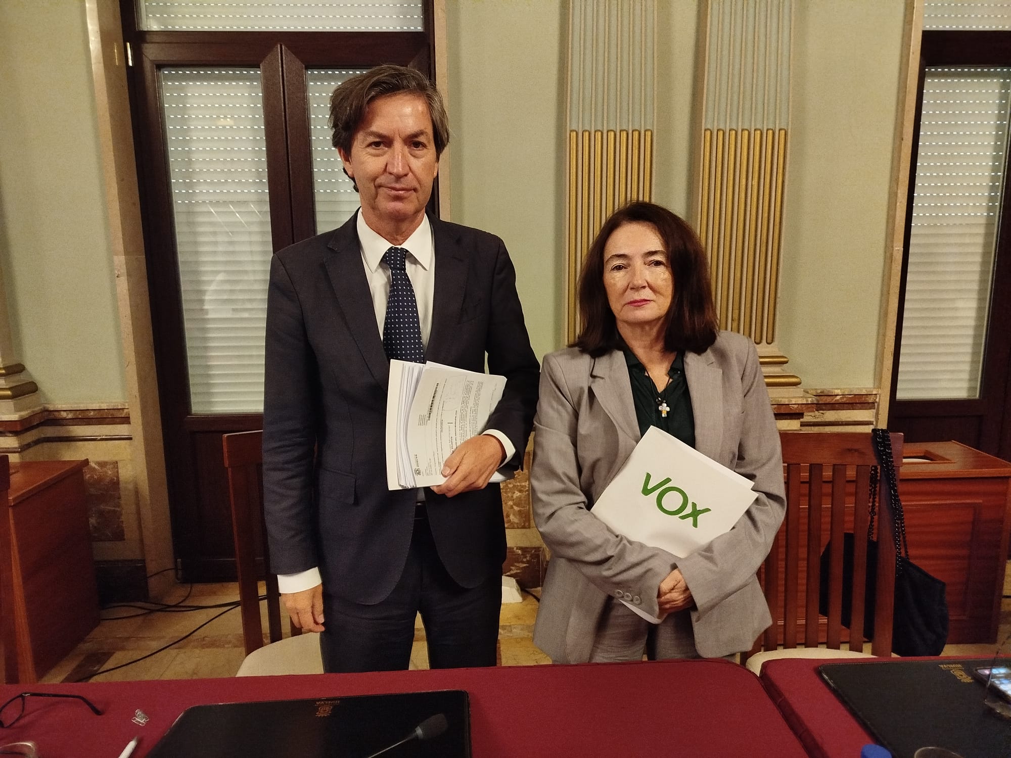 VOX logra la aprobación de su moción para mejorar la limpieza y combatir la plaga de ratas en Huelva