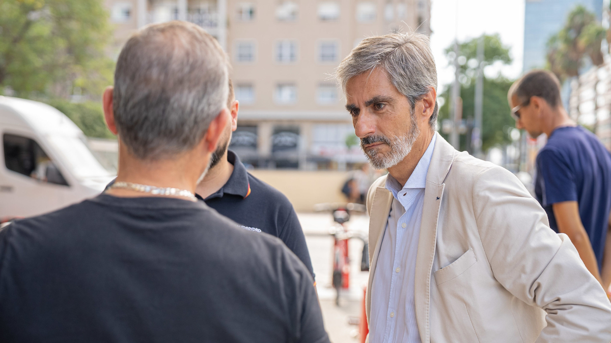 VOX denuncia la agresión sufrida por el presidente del Grupo Municipal en el Ayuntamiento de Barcelona, Gonzalo de Oro, en la Plaza d’Osca