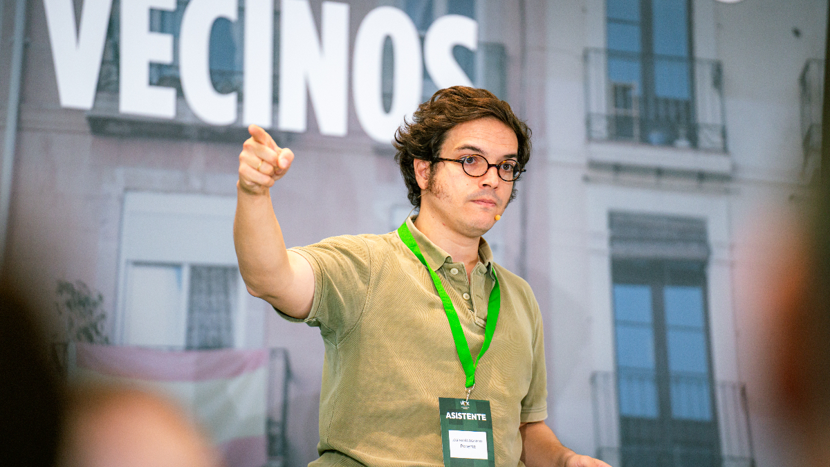 VOX denuncia décadas de bipartidismo que han arruinado España y promete recuperar la economía y el empleo con reformas inmediatas”