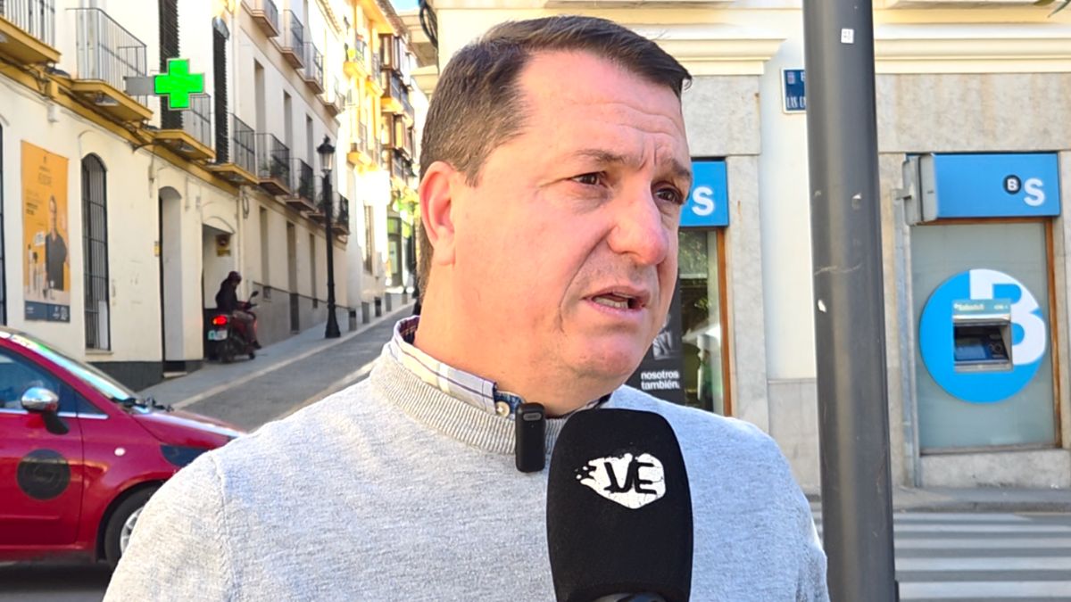 VOX registra una moción para crear nuevas líneas de autobús interurbano en Vélez-Málaga y "mejorar así el transporte público"