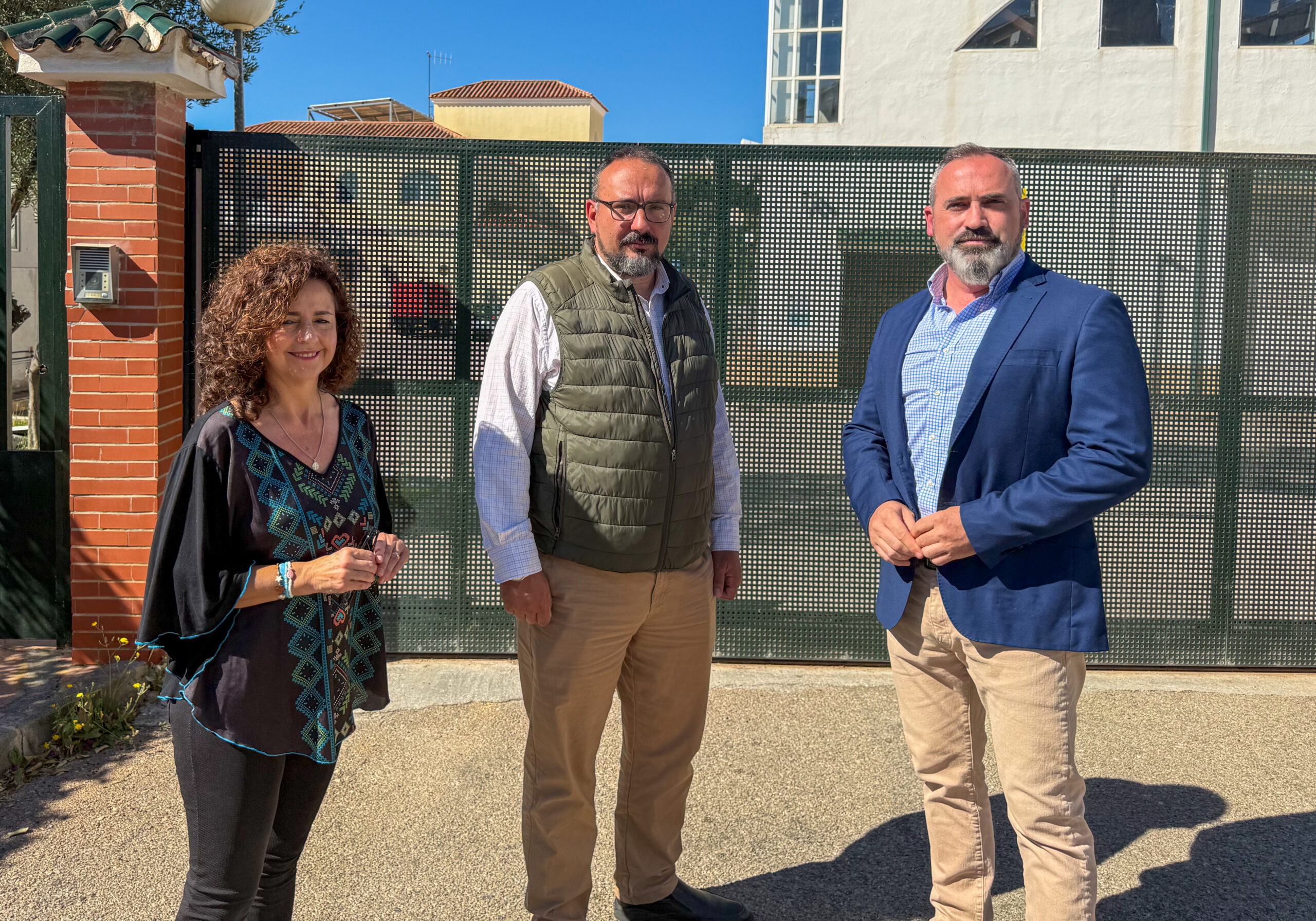 VOX denuncia el ruido y los malos olores que sufren los vecinos de la zona de la depuradora de Benalmádena Costa
