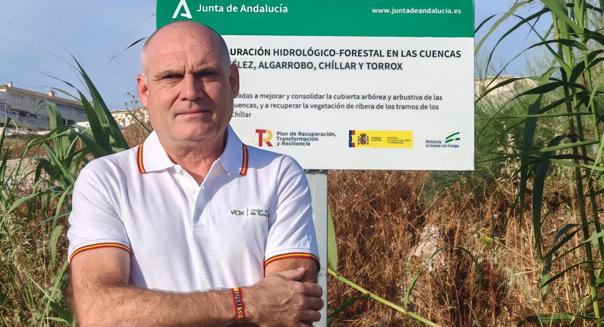 VOX exige actuar ante el abandono de la recuperación ambiental del río Torrox