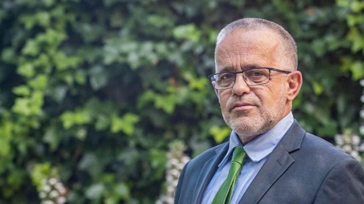 VOX exige en el próximo pleno de El Prat el cumplimiento inmediato de la sentencia contra la imposición lingüística en las aulas