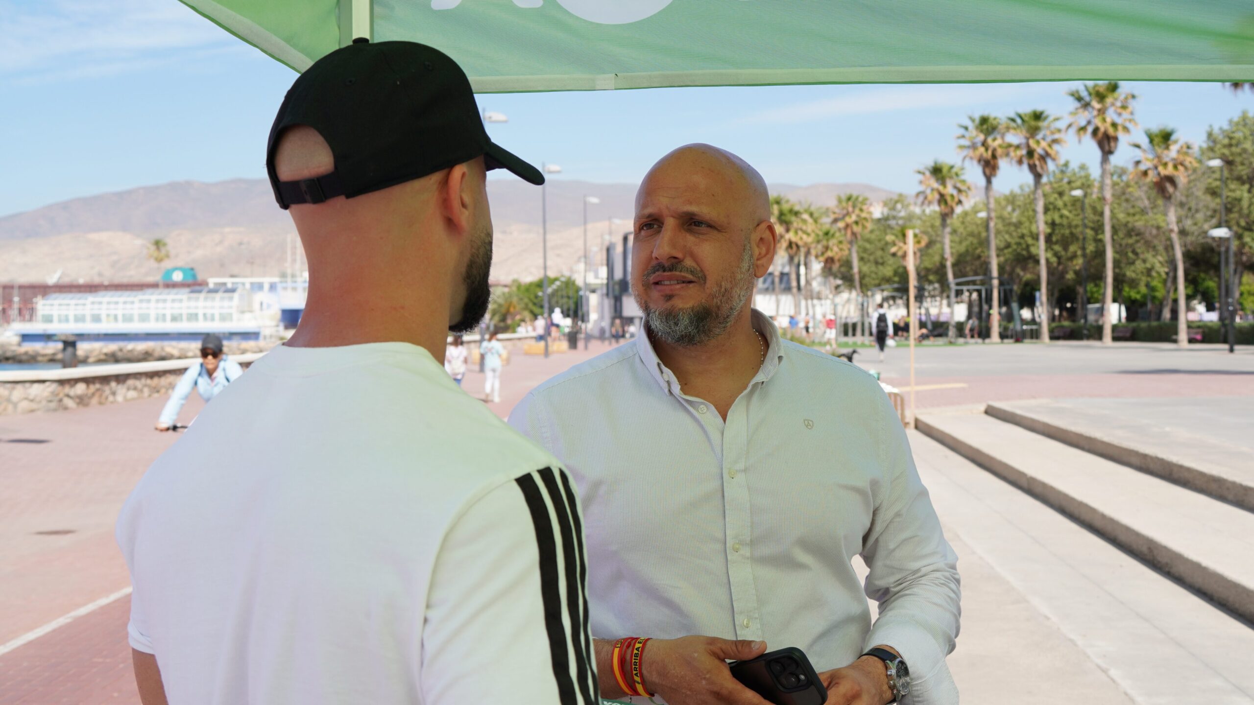 Con VOX en la Junta se reducirán los impuestos y se ampliará el suelo disponible para la construcción de viviendas en Almería