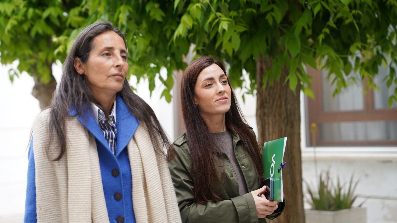 VOX logra situar a la familia como prioridad esencial de la política regional en Extremadura