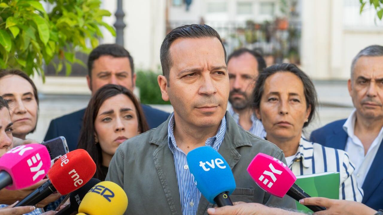 Fernández Calle: “No sólo es culpable el agresor, también quienes abren la puerta a la inmigración ilegal masiva”