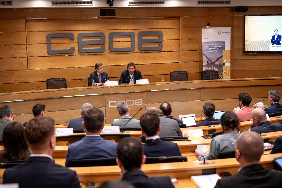 CEOE y Prosolia Energy reúnen a un centenar de actores clave del ámbito empresarial, tecnológico e institucional para debatir el futuro energético de la industria