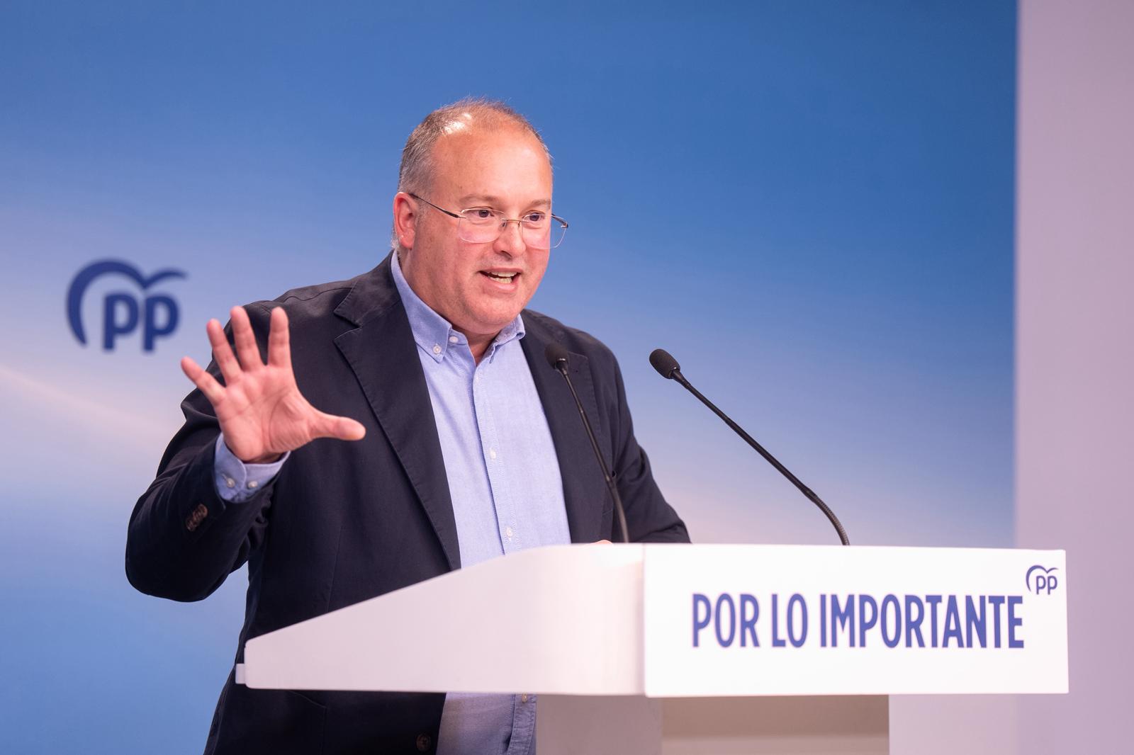 Tellado rechaza que la normalidad haya llegado a Ceuta y tacha al Gobierno de “indolente, incompetente y débil” por su “respuesta pusilánime” 