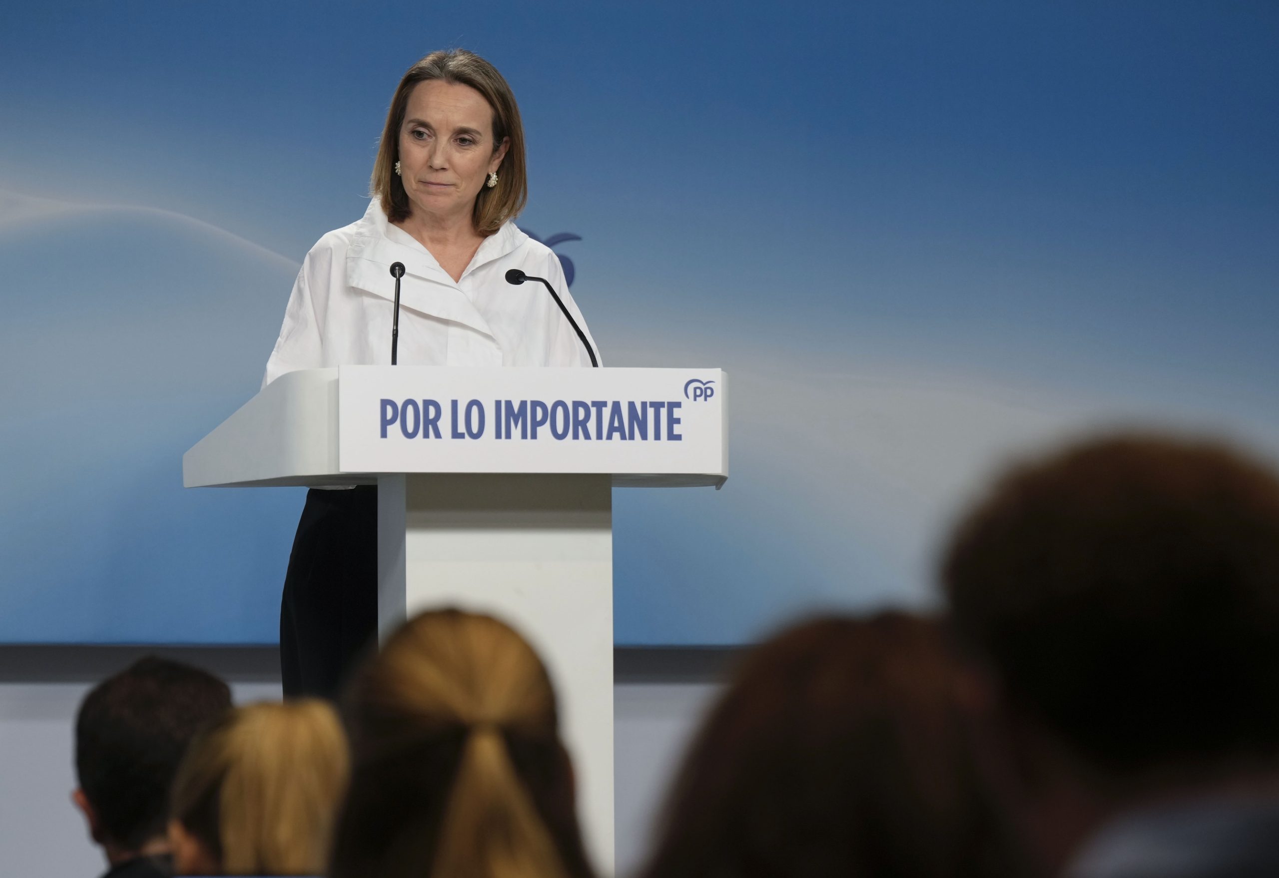 Gamarra denuncia que Sánchez es presidente por ceder ante Bildu el acercamiento de los presos condenados por terrorismo