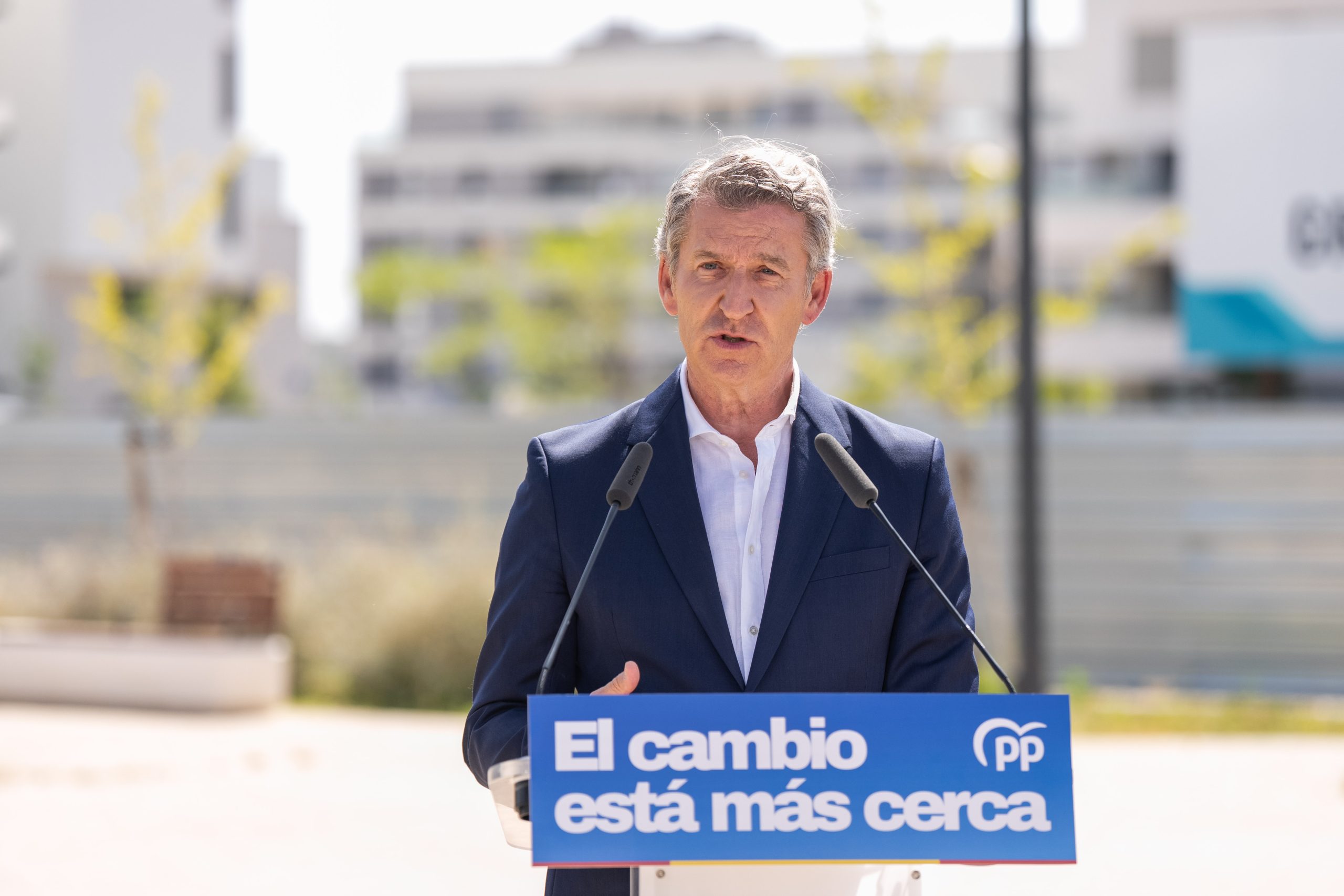 Feijóo dice a empresarios vascos que no hay ninguna diferencia ideológica que permita estirar un ciclo político de corrupción generalizada