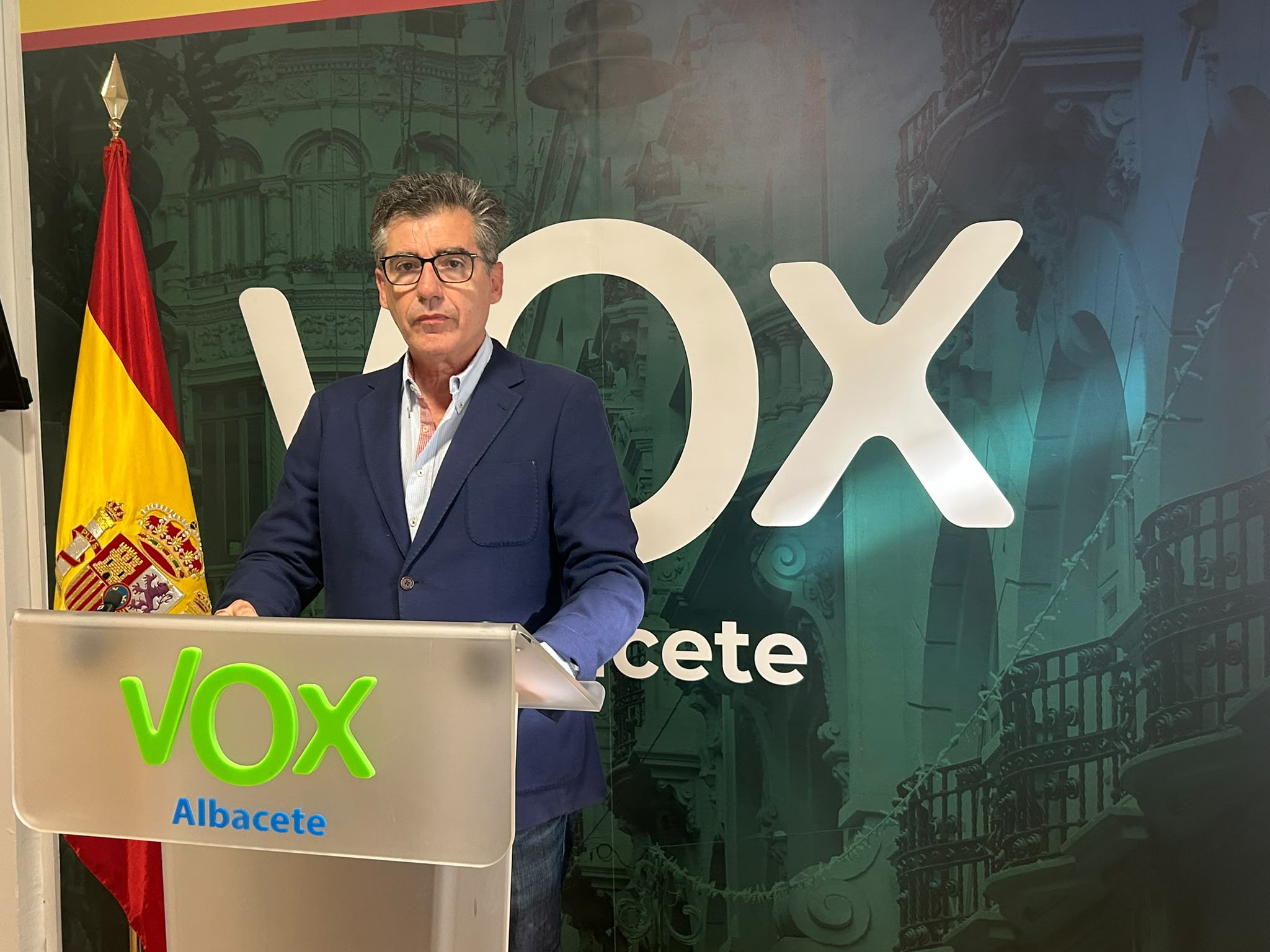 Francisco Cobo denuncia la "inseguridad jurídica" de la nueva Ley de Evaluación Ambiental y exige prioridad para los mayores y el campo en Castilla-La Mancha