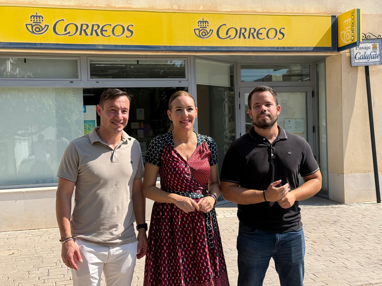 VOX exige mantener abierta la oficina de Correos de La Cala del Moral y denuncia que el cierre “complicará aún más la vida de los vecinos”