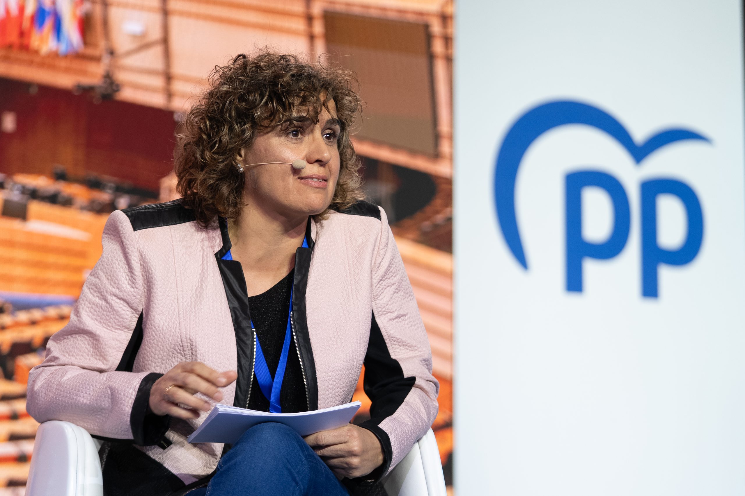 Montserrat acusa al Gobierno de haber incumplido el Pacto Europeo sobre Inmigración y le exige aplicarlo de inmediato para identificar a los menores en Ceuta 