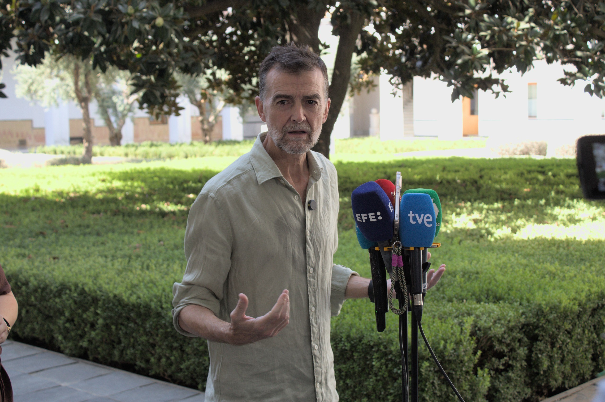 Maíllo denuncia la “dejación de funciones” de Marruecos ante la entrada de miles de personas en Ceuta y la “connivencia del PP y Vox, nada casual y con intencionalidad política”