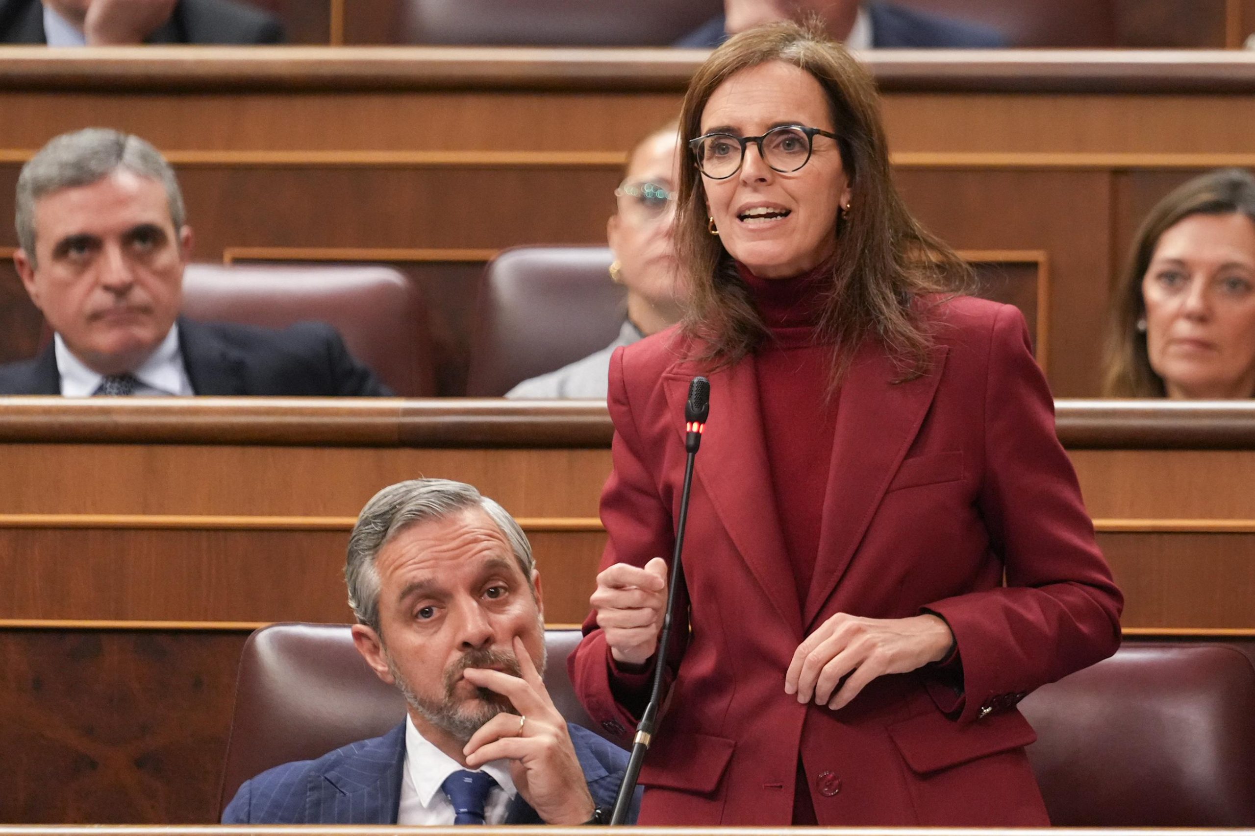 Fúnez critica que el Gobierno pague “el wifi a los asaltantes de Ceuta y no las ayudas a las familias CUME”: “Esas son sus prioridades”