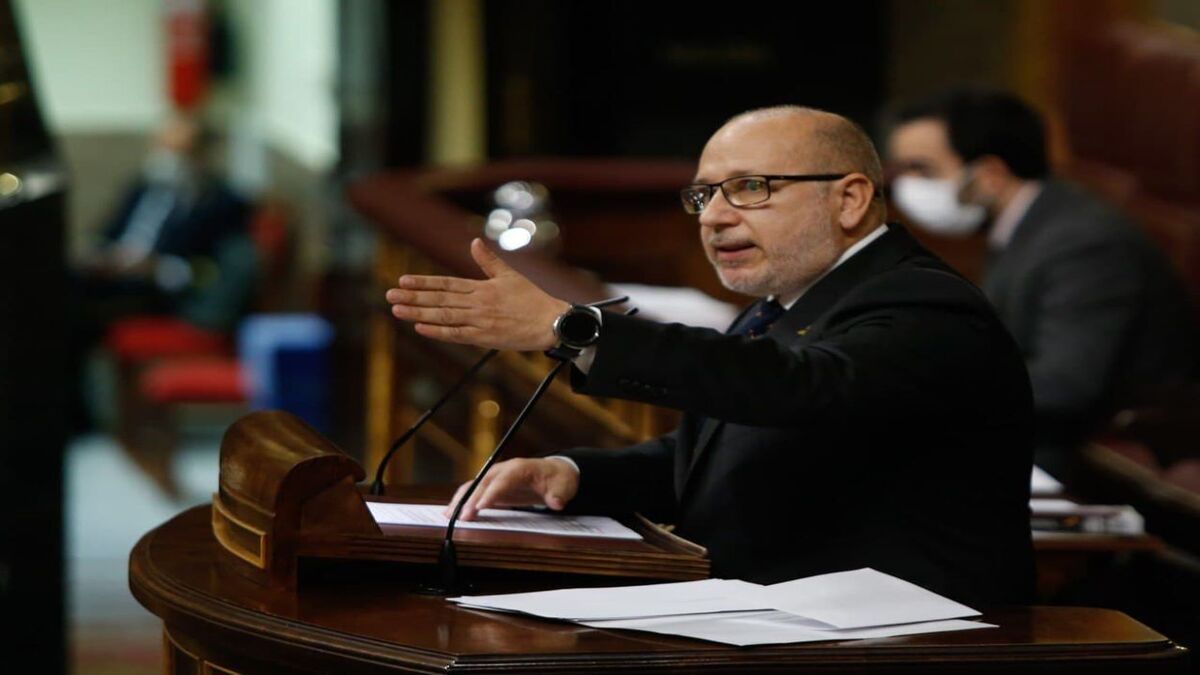 VOX interpela al gobierno por el encarecimiento del gasóleo agrícola