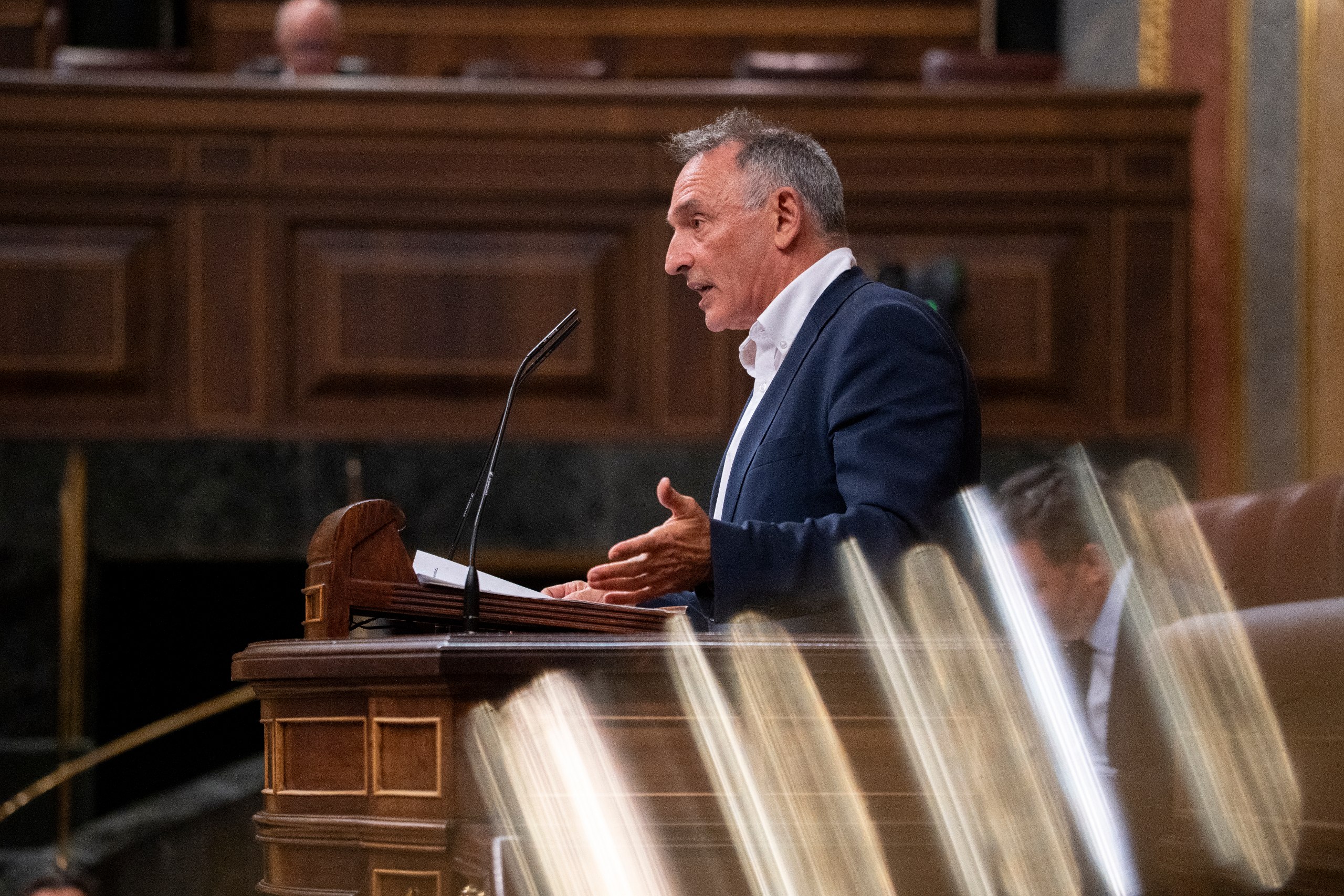 Enrique Santiago reclama a todos los grupos del Congreso “votar sin ideologías simplemente a favor del Derecho internacional para acabar con el bárbaro castigo de EEUU a Cuba”