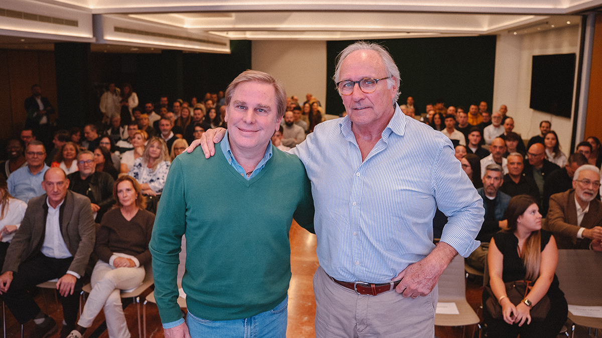 Aizcorbe: «Salimos desde Barcelona a ganar para acabar con un Gobierno corrupto y traidor y recuperar España»