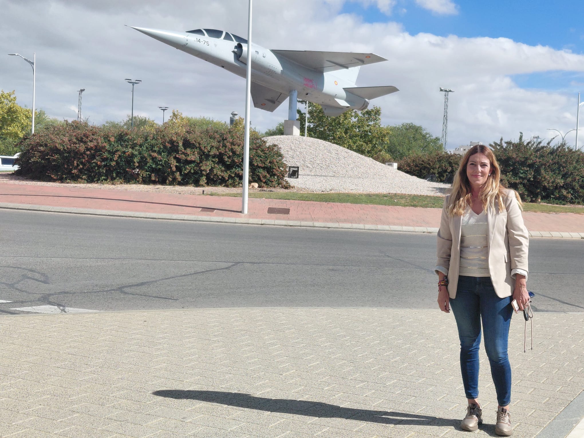 VOX reclama la actuación inmediata del equipo de Gobierno ante el vandalismo del Mirage F-1