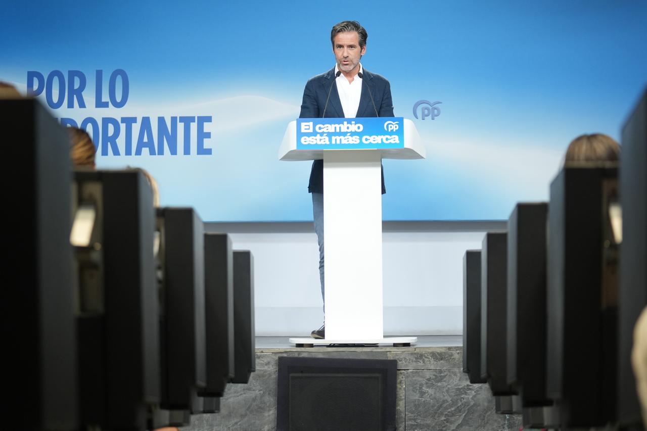 Sémper subraya que “los españoles no piden milagros, simplemente que España vuelva a funcionar”: “Las víctimas merecen respeto y las familias merecen verdad”